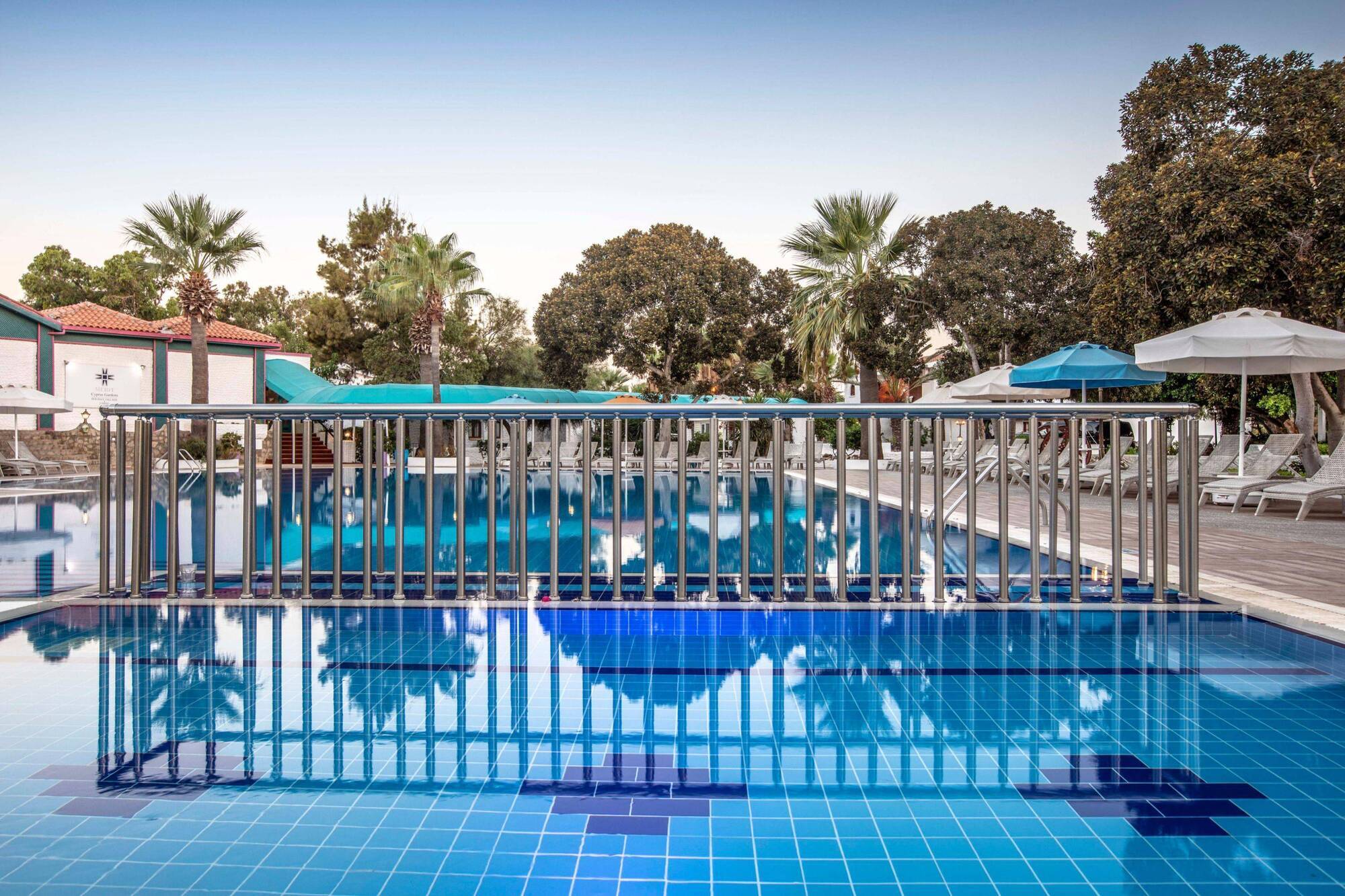 Merit Cyprus Gardens Holiday Famagusta  Buitenkant foto