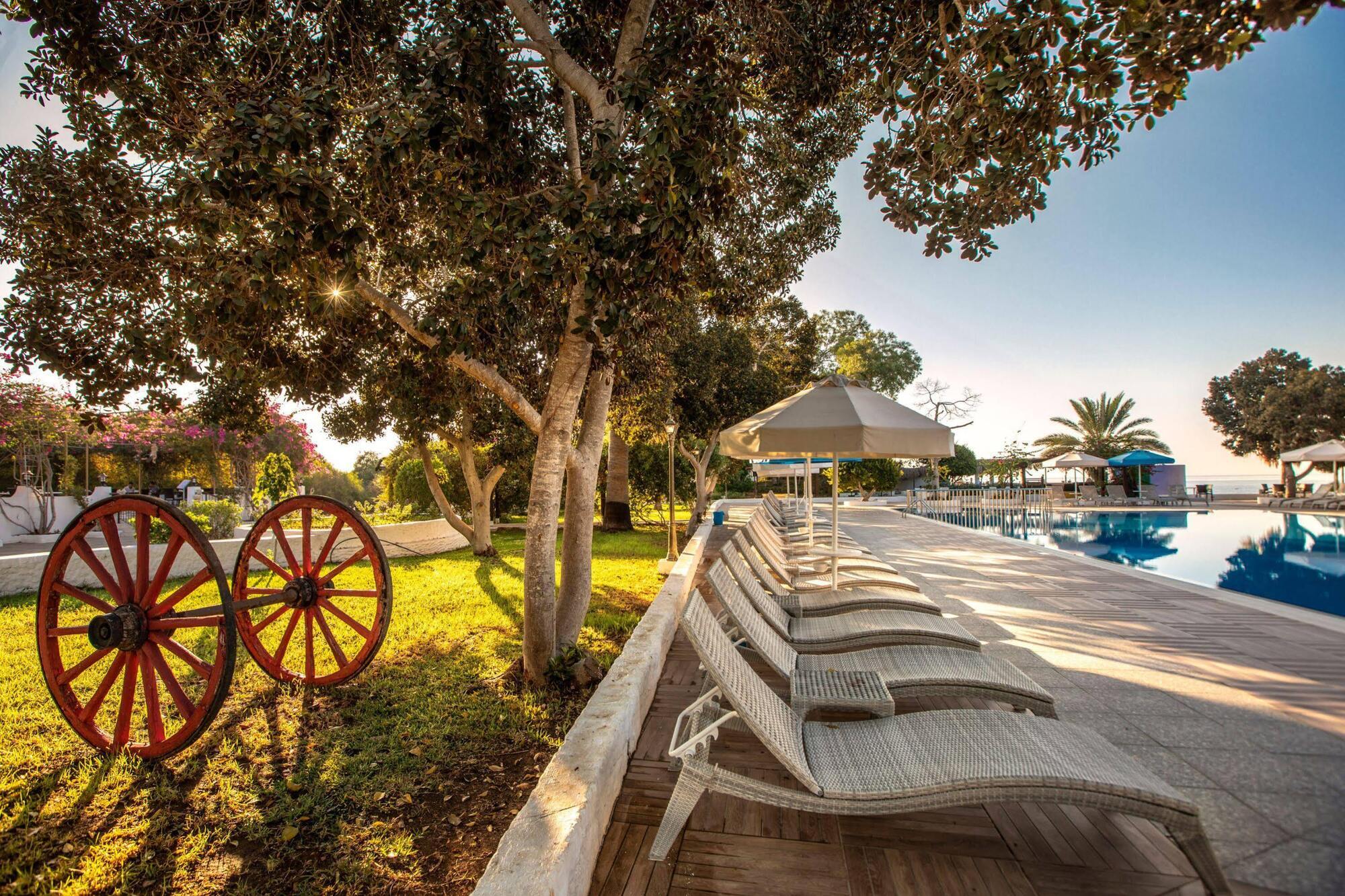 Merit Cyprus Gardens Holiday Famagusta  Buitenkant foto